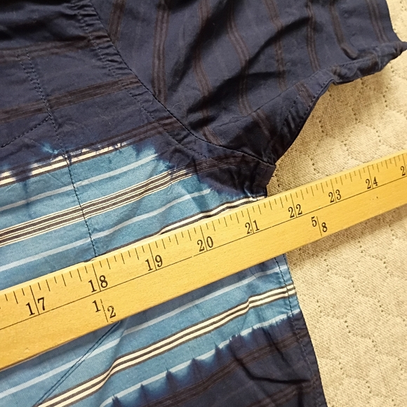 Nautica Shirt Men's Small Cotton Button Down Short Sleeve Navy With Tie Dye NWT - Picture 2 of 5